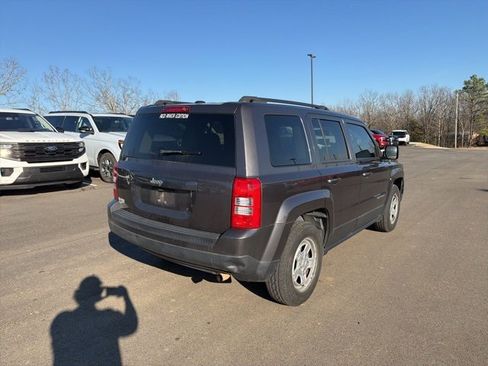 Used 2017 Jeep Patriot Sport w/ Power Value Group image 3