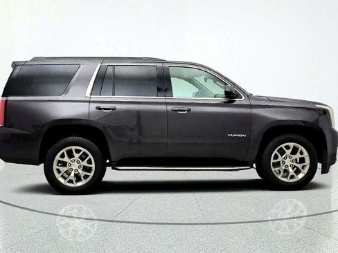 Used 2018 GMC Yukon SLT w/ Open Road Package AWD/4WD image 4