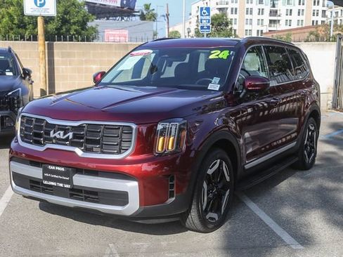 Certified 2024 Kia Telluride S w/ S Sunroof Package image 5