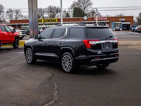 Used 2022 GMC Acadia Denali w/ GMC Pro Grade Package image 5