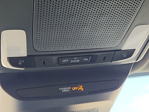 Used 2023 Honda HR-V Sport image 13