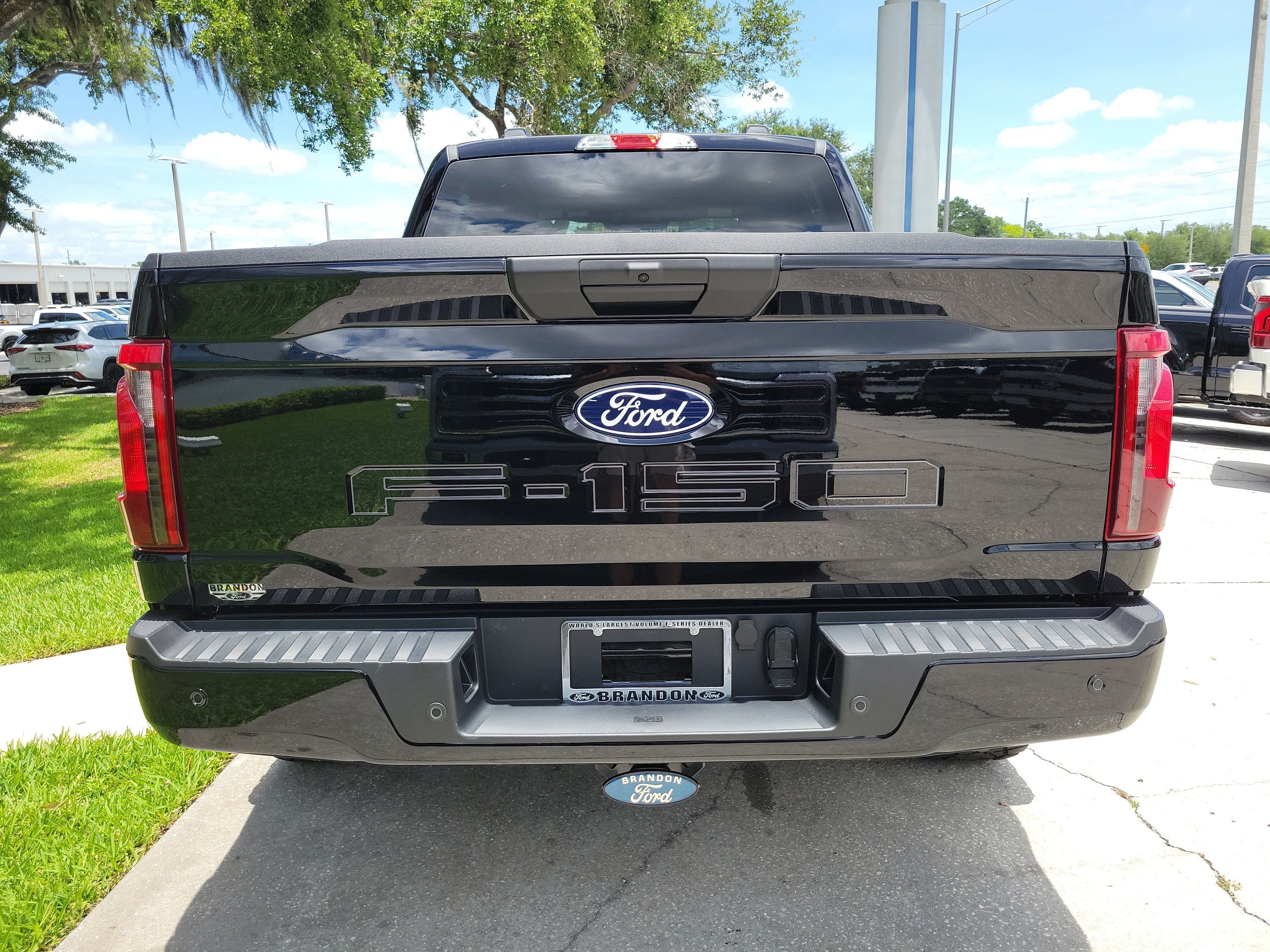 New 2026 Ford F150 STX w/ Equipment Group 200A AWD/4WD image 9