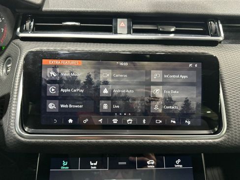 Used 2019 Land Rover Range Rover Velar R-Dynamic SE AWD/4WD image 65
