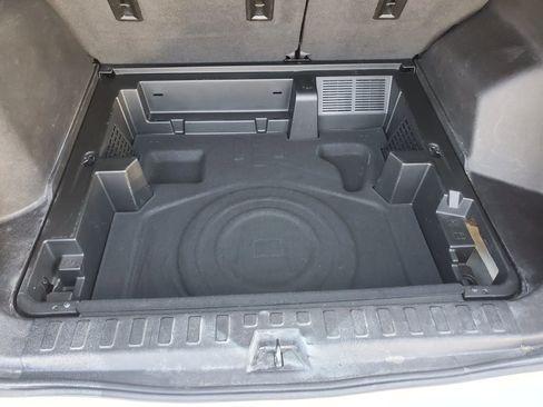 Used 2019 Chevrolet Equinox LT image 46