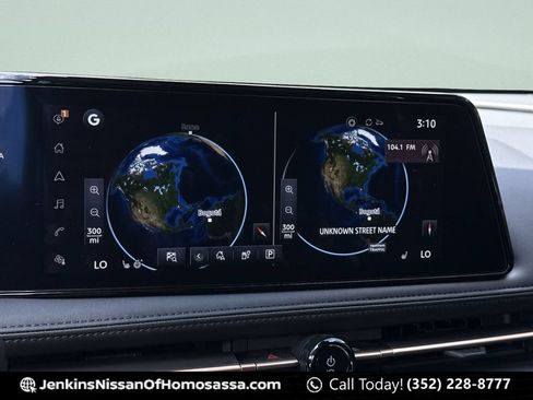 Used 2024 Nissan Ariya AWD image 36