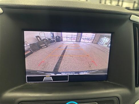 Used 2022 GMC Terrain SLE w/ Driver Convenience Package image 27