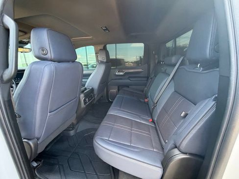Used 2023 Chevrolet Silverado 1500 High Country w/ High Country Premium Package AWD/4WD image 22