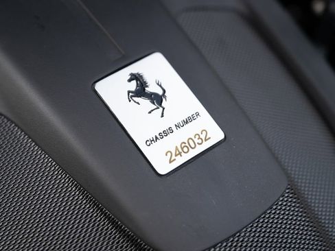 Certified 2019 Ferrari Portofino image 15