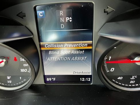 Used 2016 Mercedes-Benz GLC 300 4MATIC w/ Multimedia Package image 37