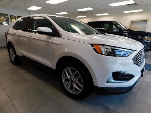 Certified 2024 Ford Edge SEL image 5