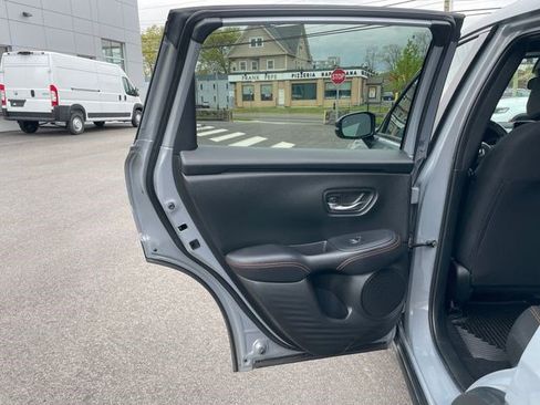 Used 2024 Honda HR-V Sport image 27