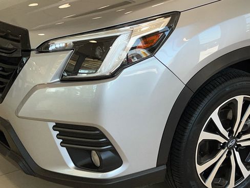 Used 2023 Subaru Forester Limited w/ Popular Package #2 AWD/4WD image 8