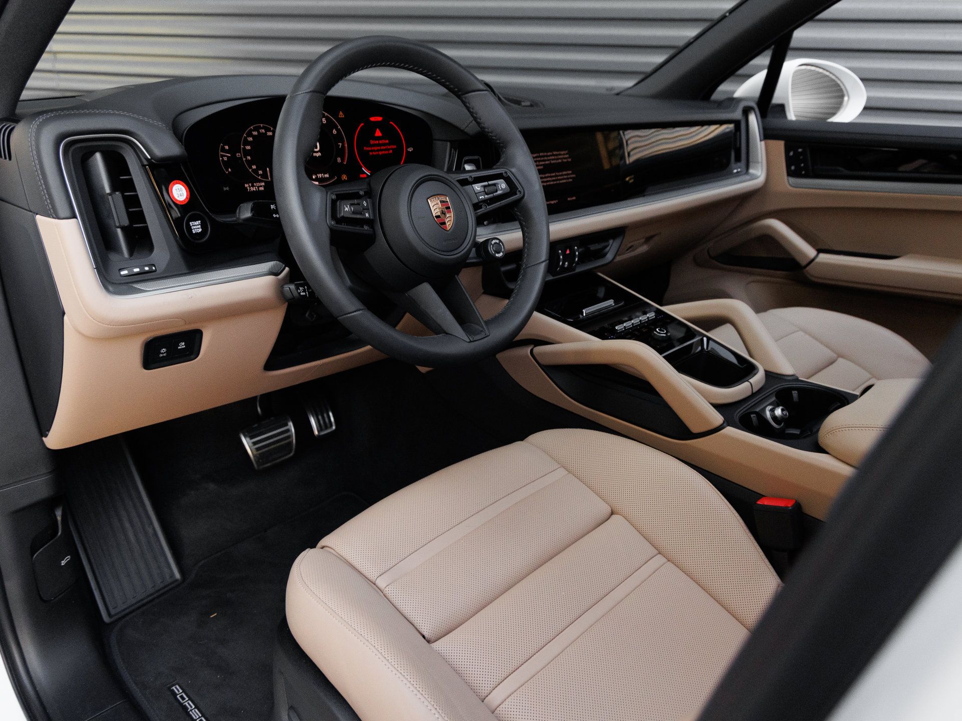 Used 2026 Porsche Cayenne S AWD/4WD image 4