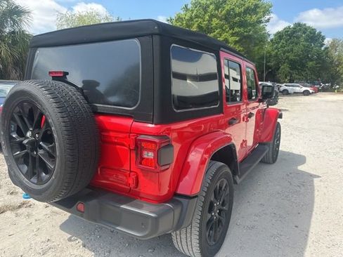 Used 2022 Jeep Wrangler Unlimited Sahara w/ Safety Group image 37