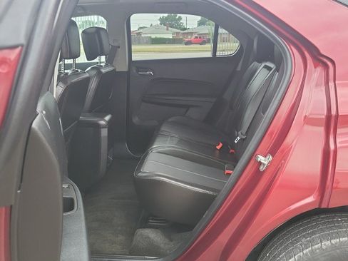 Used 2017 Chevrolet Equinox Premier w/ Enhanced Convenience Package AWD/4WD image 28