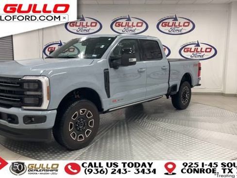 Used 2026 Ford F250 Platinum AWD/4WD image 4
