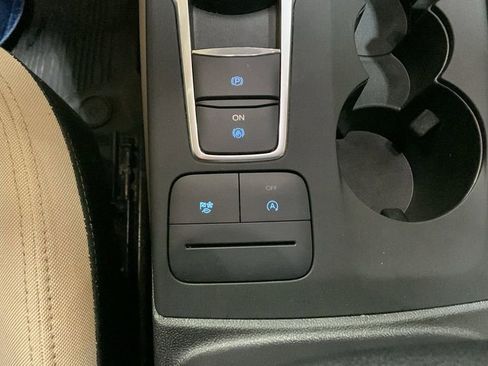 Used 2022 Ford Escape SE w/ Convenience Package image 40