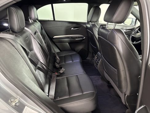 Used 2024 Cadillac XT4 Premium Luxury image 38