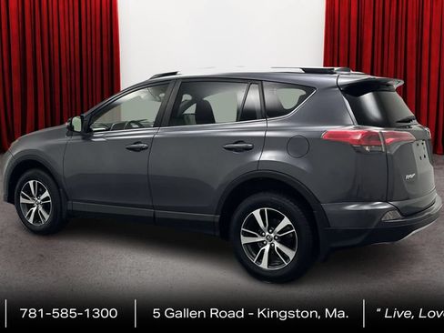 Certified 2018 Toyota RAV4 XLE AWD/4WD image 7