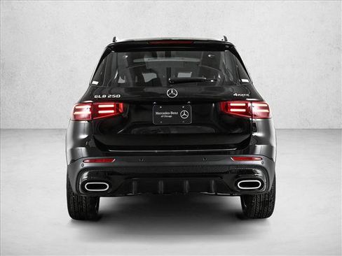 New 2026 Mercedes-Benz GLB 250 4MATIC image 7
