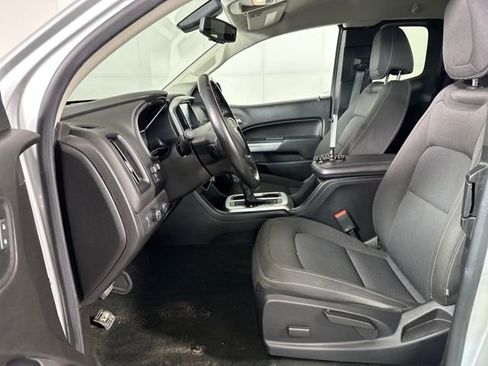 Used 2018 Chevrolet Colorado LT w/ LT Convenience Package image 19