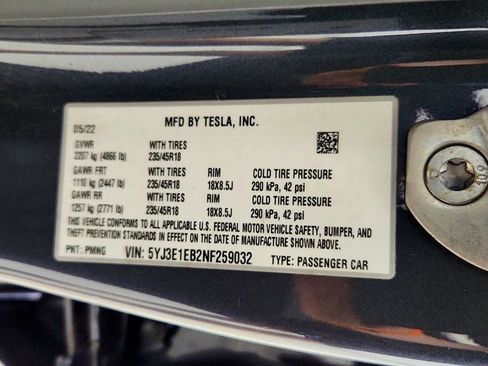 Used 2022 Tesla Model 3 Long Range AWD/4WD image 24