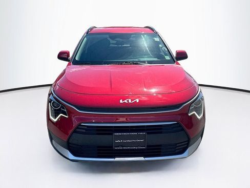 Certified 2023 Kia Niro LX FWD image 2