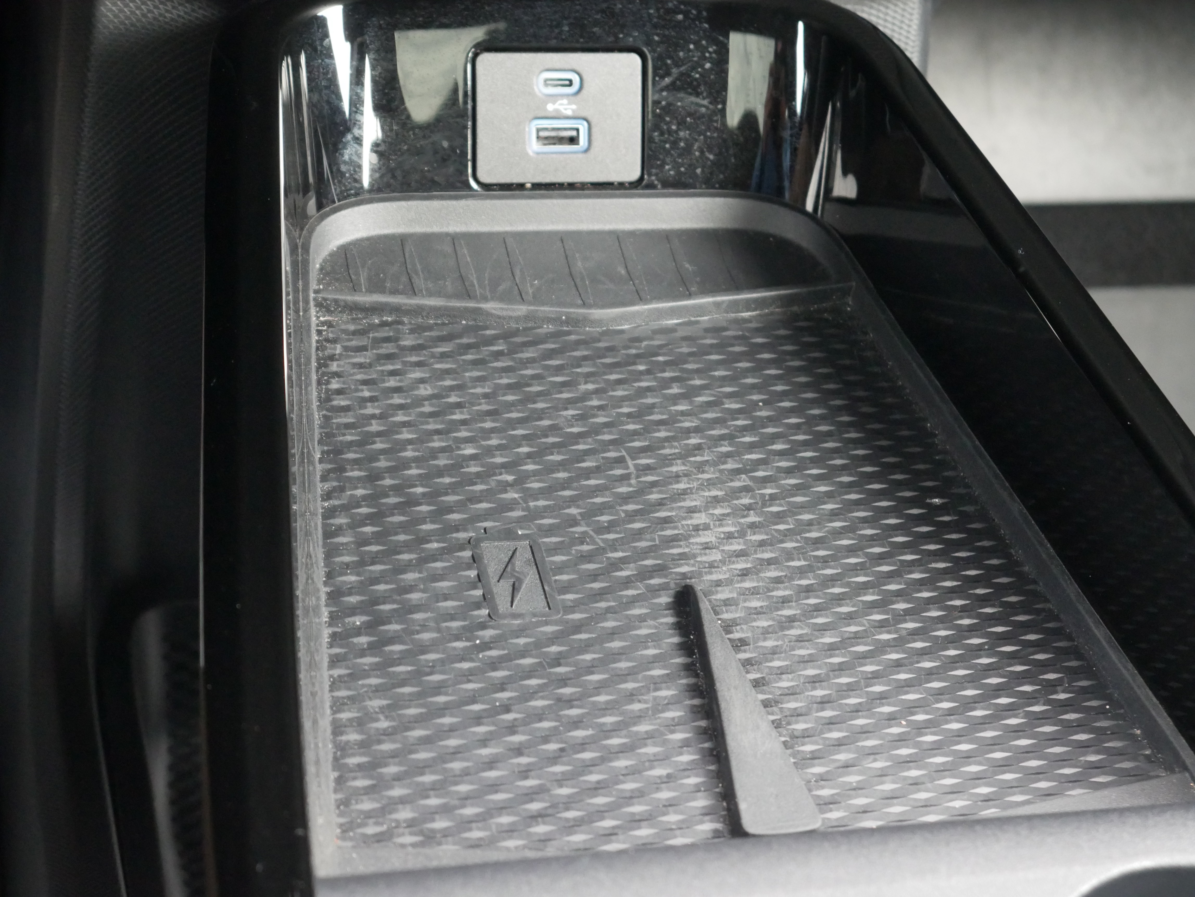 Certified 2024 Ford Mustang Mach-E Premium AWD/4WD image 18
