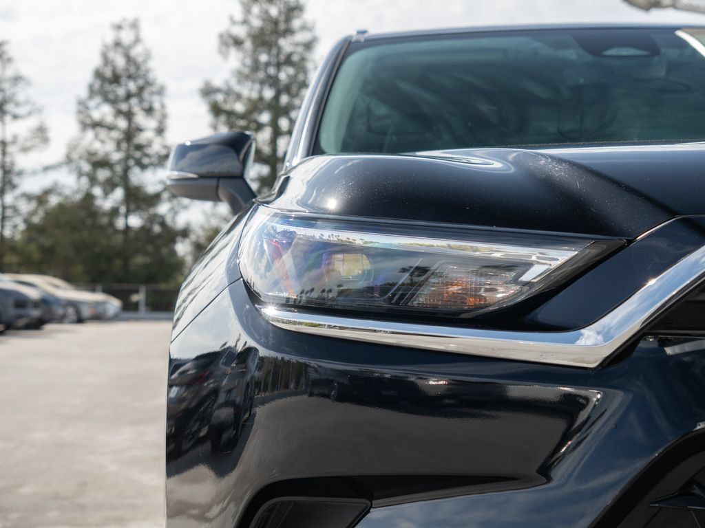 Used 2025 Toyota Grand Highlander FWD image 20
