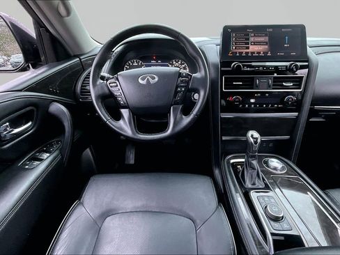 Used 2024 INFINITI QX80 Luxe image 9