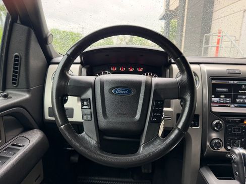 Used 2014 Ford F150 FX4 w/ Equipment Group 402A Luxury image 6