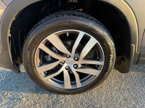 Used 2017 Honda Pilot Elite image 10