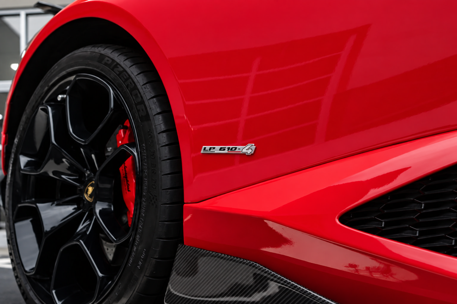Used 2015 Lamborghini Huracan LP 610-4 AWD/4WD image 16