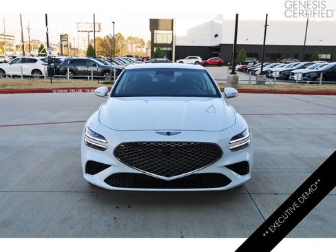 Used 2026 Genesis G70 2.5T image 3