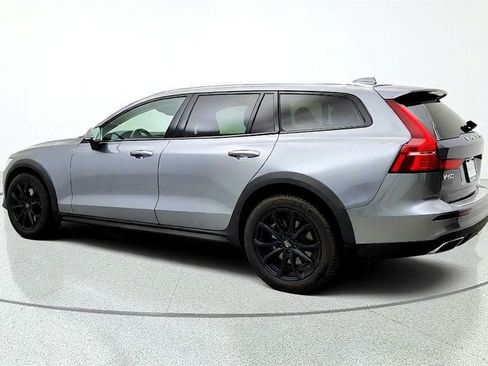 Used 2021 Volvo V60 T5 Cross Country w/ Climate Package AWD/4WD image 7