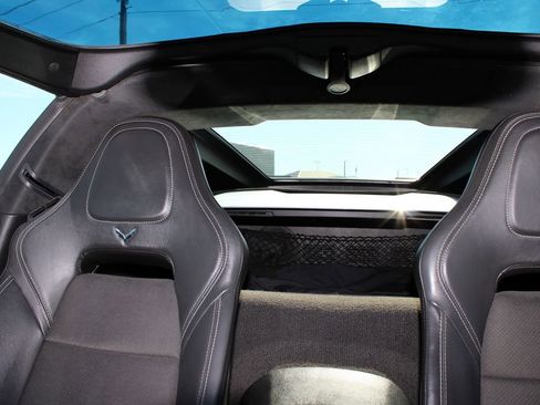 Used 2017 Chevrolet Corvette Grand Sport RWD image 12
