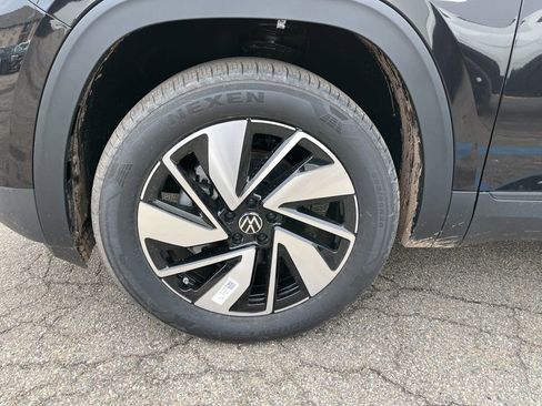 New 2026 Volkswagen Atlas SE image 19