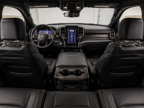 Used 2019 RAM 1500 Limited AWD/4WD image 11