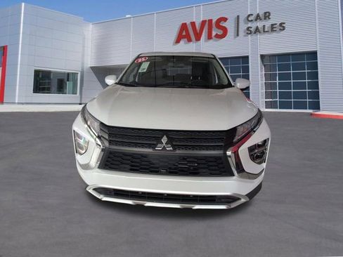Used 2025 Mitsubishi Eclipse Cross SE AWD/4WD image 2