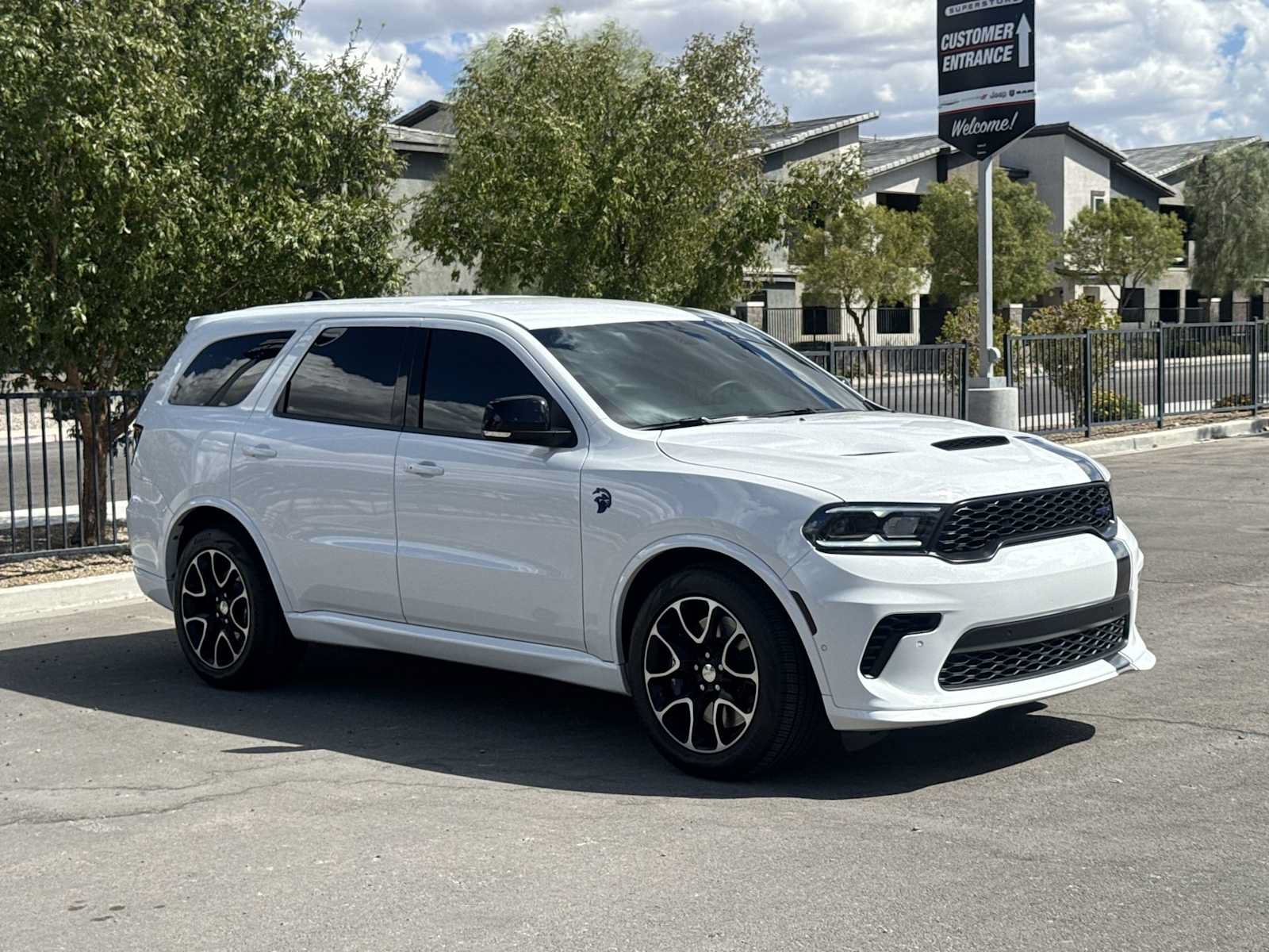 Used 2026 Dodge Durango SRT Hellcat w/ 3rd Row Seating Group AWD/4WD image 2