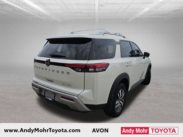 Used 2023 Nissan Pathfinder SL AWD/4WD image 7