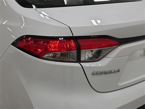 Certified 2023 Toyota Corolla LE w/ Carpet Mat Package (TMS) image 30