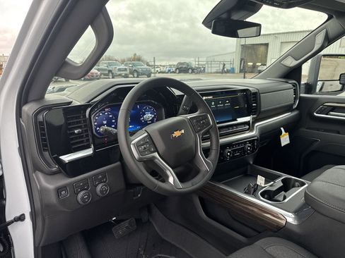 New 2026 Chevrolet Silverado 3500 LT w/ Convenience Package image 10