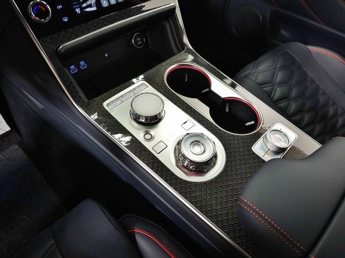 New 2026 Genesis GV80 3.5T e-SC image 29