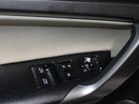 Used 2016 Honda Accord EX image 10