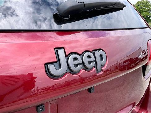 Used 2019 Jeep Grand Cherokee High Altitude RWD image 27