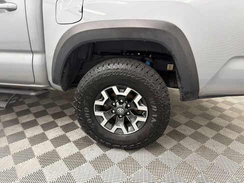 Used 2021 Toyota Tacoma TRD Off-Road AWD/4WD image 20
