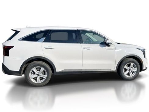 New 2026 Kia Sorento LX FWD image 8