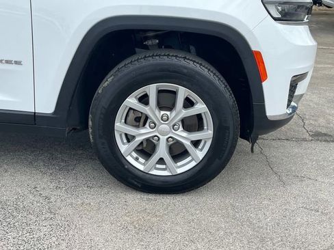 Used 2023 Jeep Grand Cherokee L Limited image 45