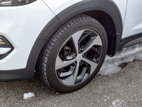 Used 2017 Hyundai Tucson Limited w/ Limited Ultimate Package 03 image 12